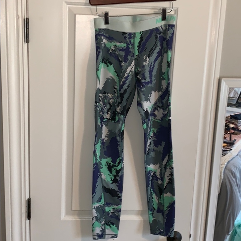 Nike pro leggings